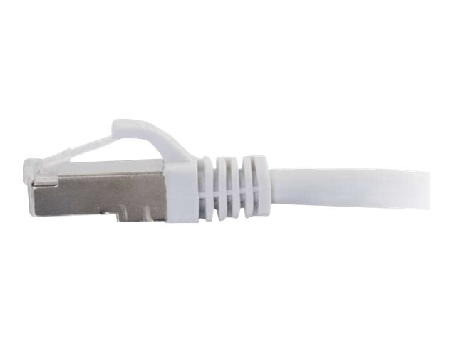 Cable de conexión de red C2G Cat6a con arranque blindado (STP) - Cable de conexión - RJ-45 (M) a RJ-45 (M) - 7 m - PTB - CAT 6a - moldeado, sin nudos, trenzado - blanco (89940)