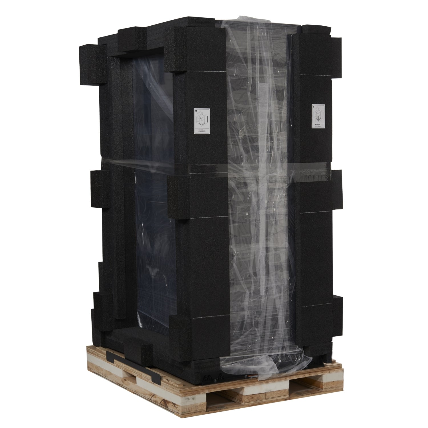 Gabinete profundo NetShelter SX de APC con empaque lateral contra impactos - Gabinete - Negro - 42U - 19"