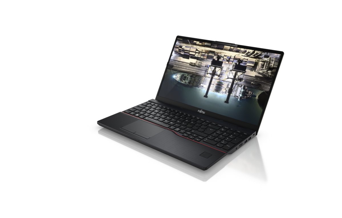 FUJITSU LIFEBOOK E5512 15.6FHD SYST