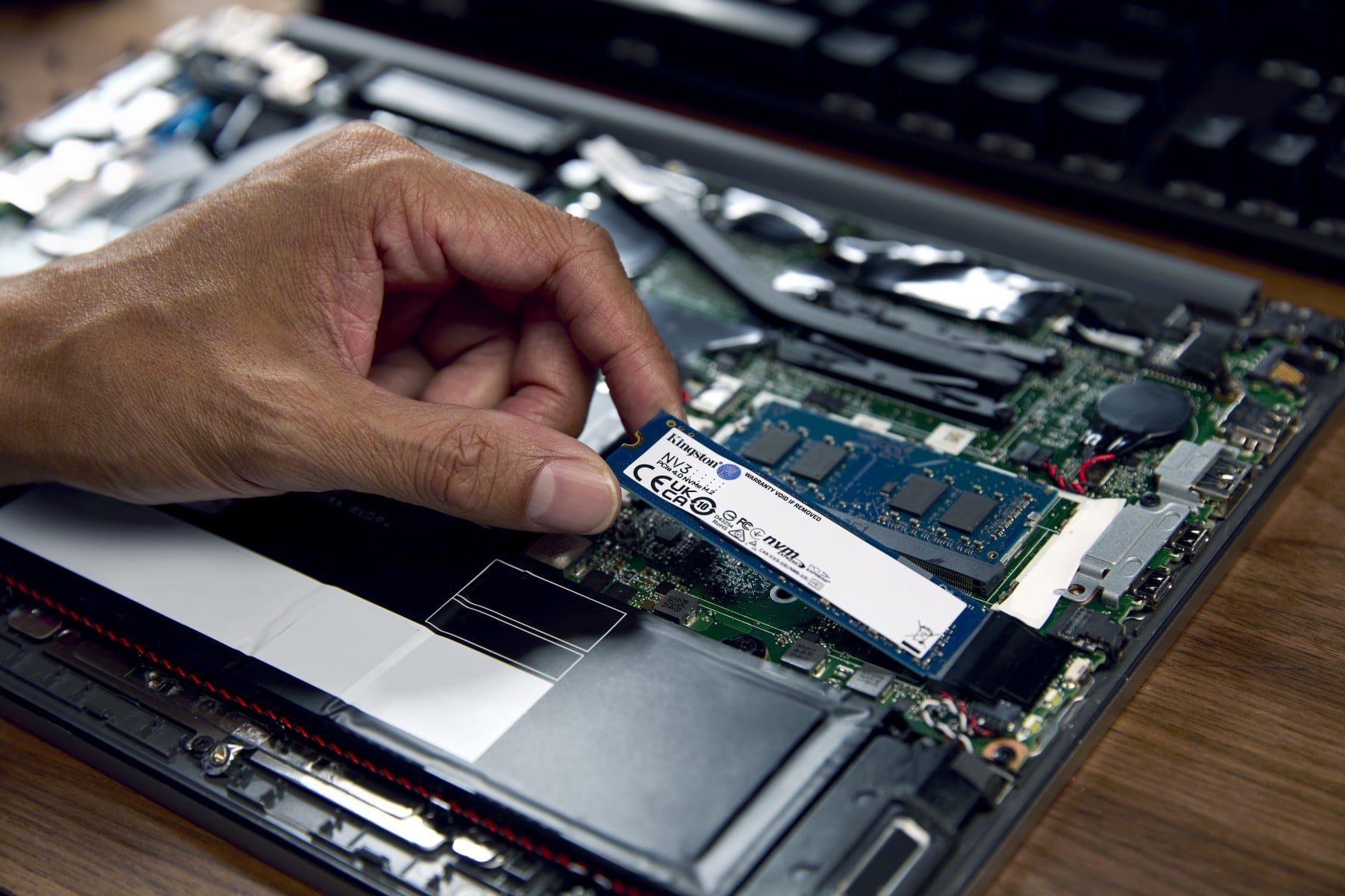 Kingston NV3 1TB Internal SSD M.2 2280 PCIe 4.0 x4 NVMe