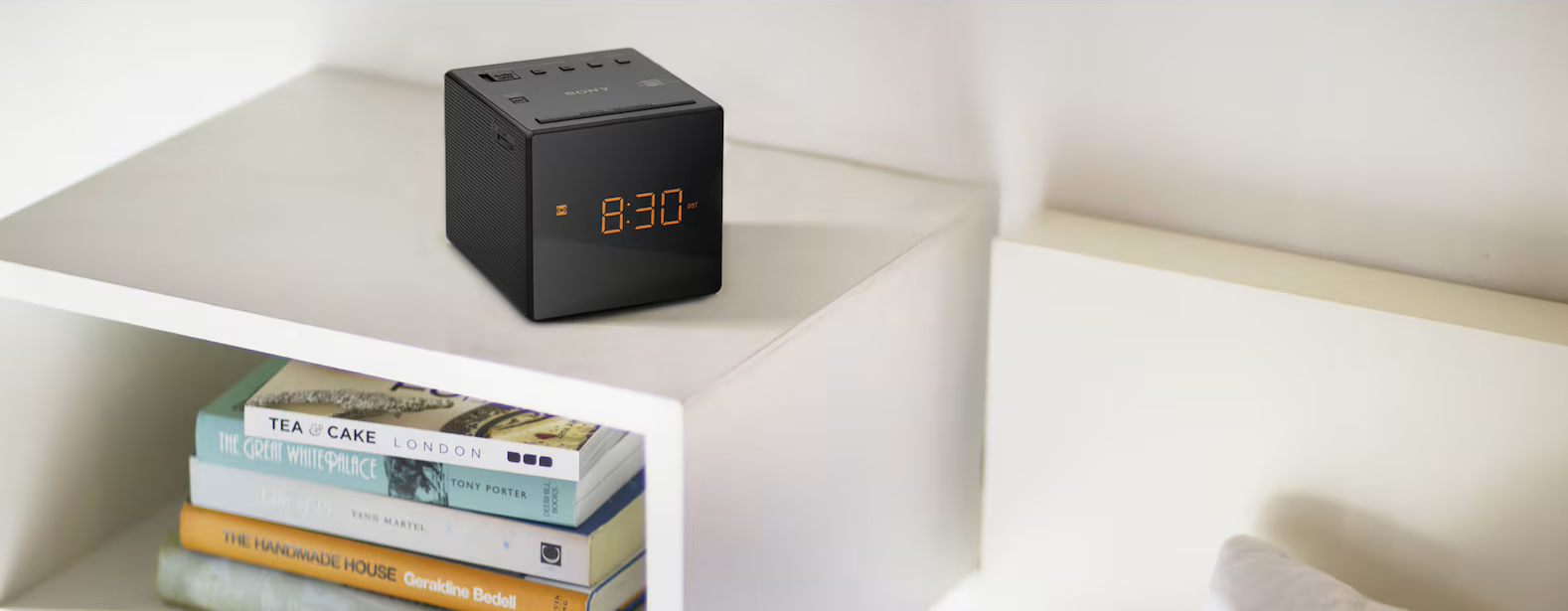 Sony ICF-C1 - Rádio despertador com ecrã LED, branco