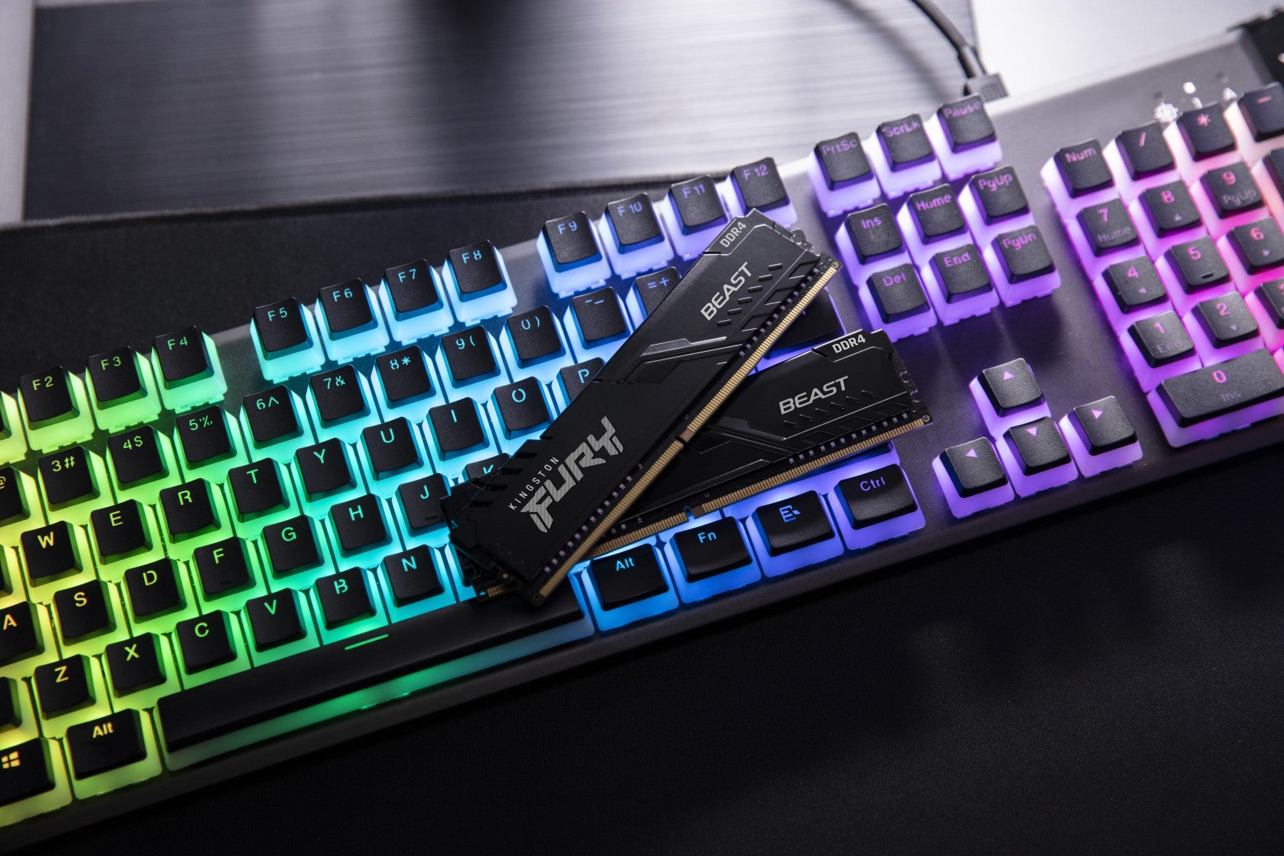 Kingston FURY Beast - DDR4 - Módulo - 32 GB - DIMM de 288 pines - 3200 MHz / PC4-25600 - CL16 - 1,35 V - Sin búfer - Sin ECC - Negro 