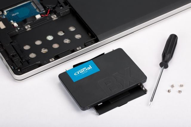 Crucial BX500 240GB SSD 2.5" SATA III | 540MB/s | CT240BX500SSD1