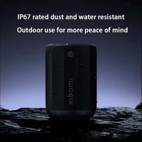 Altavoz Bluetooth Xiaomi mini portátil inalámbrico con iluminación RGB de 6W, color negro. 