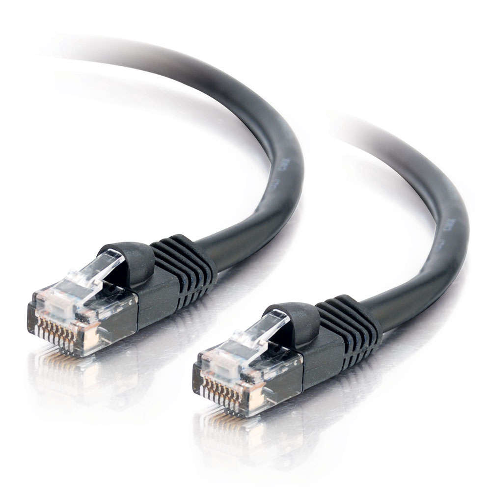 C2G Cat5e Booted Unshielded (UTP) Network Patch Cable - Cabo patch - RJ-45 (M) para RJ-45 (M) - 7 m - PTNB - CAT 5e - moldado, sem nós, entrançado - preto