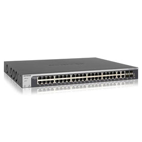 NETGEAR Smart XS748T - Conmutador - L3 Lite - inteligente - 44 x 10GBase-T + 4 x 10 Gigabit SFP+ - escritorio, montaje en riel